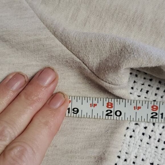 Wet Seal Raw Edge Scoop Neck Sz. M Sweatshirt - Picture 6 of 7